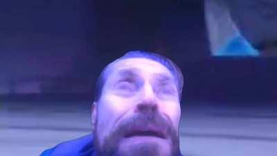 When you fought Scaramouche for the first time and doesn't know what to do