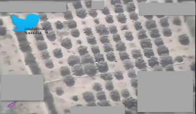 Saudi Air Force targets a gathering of four vehicles and Houthis in yemen-hajjah front