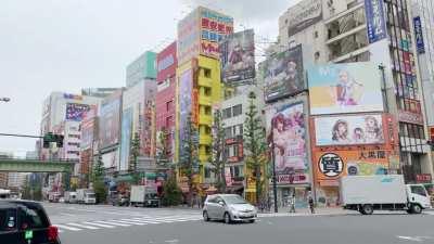 40 Seconds of Akihabara [OC]
