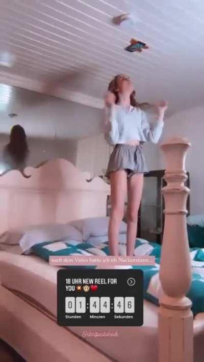 Slip-Blitzer standard bei ihr🤭