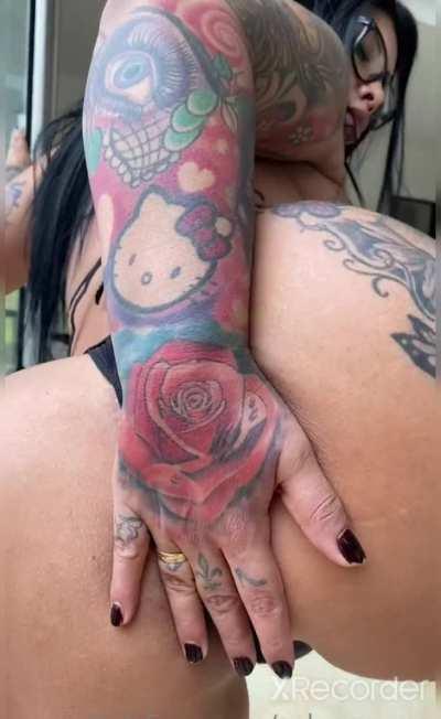 Her Full 2GB Folder with BG sextapes👇👇