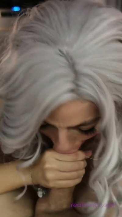 What is my favorite thing to do? Yes, I think you guessed it 🤤