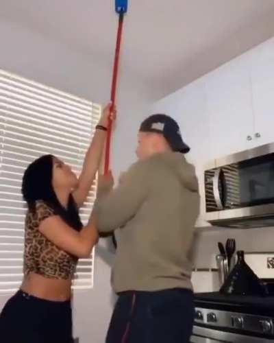 Girl tries to prank Boyfriend