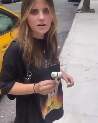 What a Starbucks cakepop does to a mf