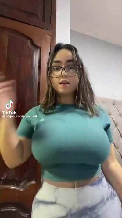 alejandracriscuolo.ofi