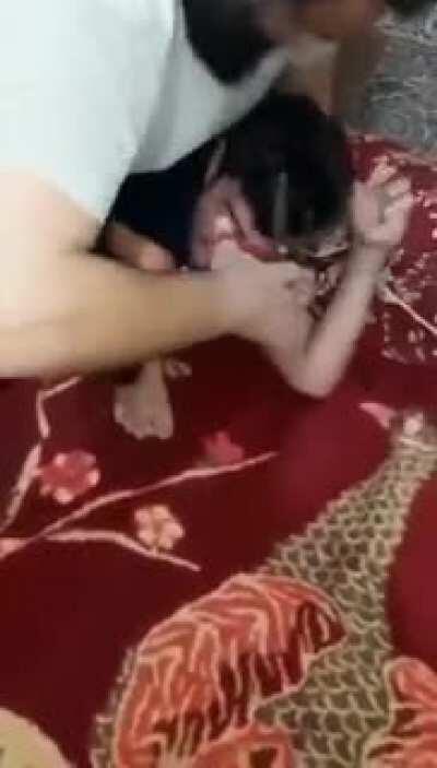 WCGW Cutting dad's beard