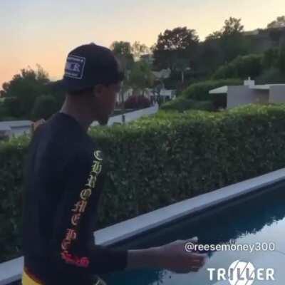 Must Be Drunk Off That Damn Beer 🍺