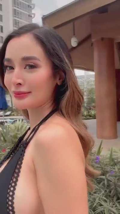 Kris Bernal