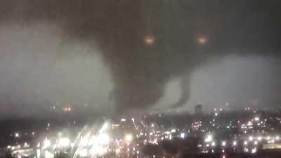 Video Of The Tornado That Just Went Through New Orleans, LA.