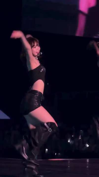 Chaewon of LE SSERAFIM