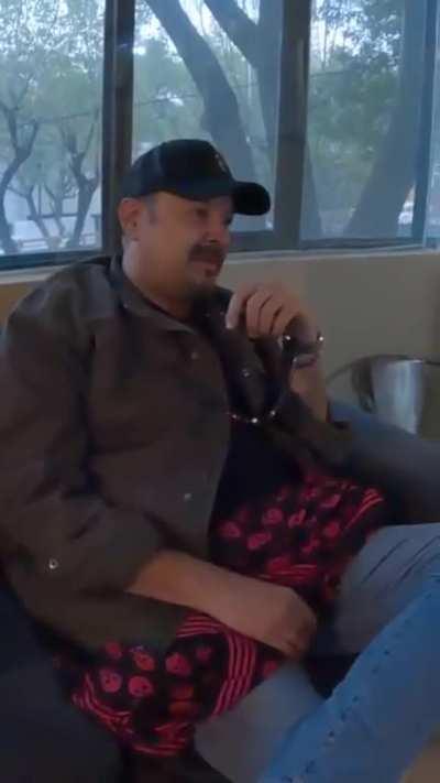 Como se le marca su culote con ese pantalón 🤤