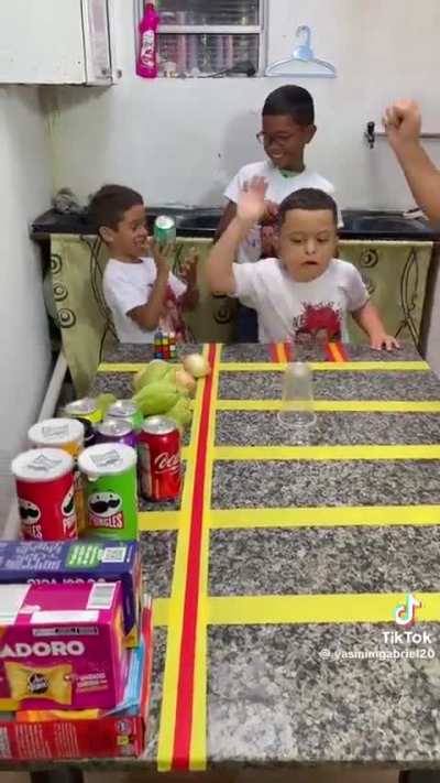 Kid winning chayotes