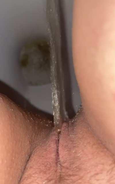 i filmed my second pee video this morning since you guys loved my first one so much🥰 [just turned 18]