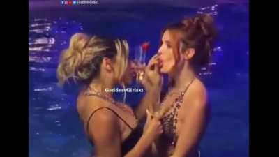 Bella Thorne and Abella