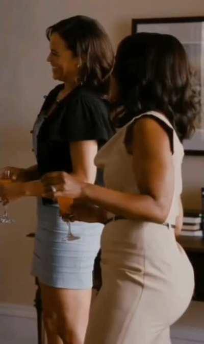 Angela Bassett (Jumping the Broom)