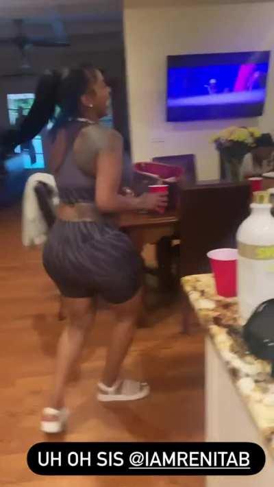 Kash and her Sister 🍑