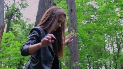 Sandals with jeans are sexy