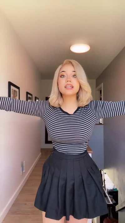 Ranting about her massive, amazing tits