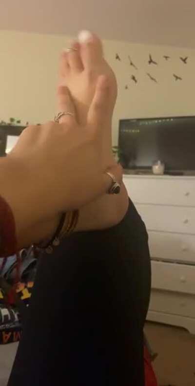 my feet need a massage 😩