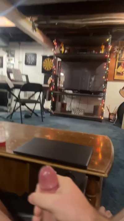 I just can’t stop cumming 🤤