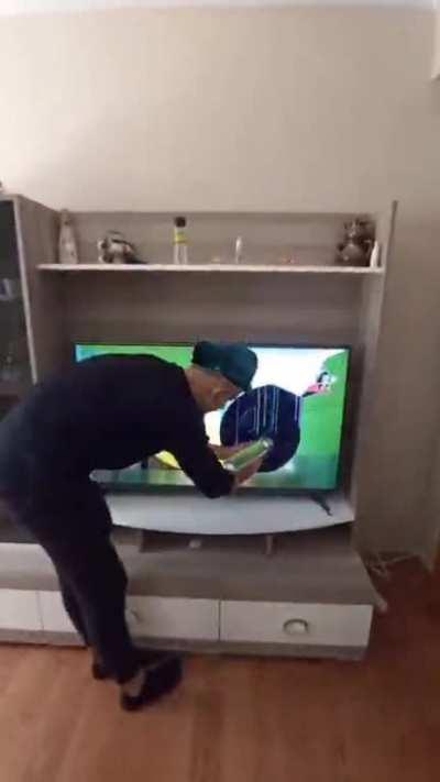 Any new engineer when first time playing.