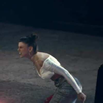 Prolly a repost but she looks amazing in those pants 😍