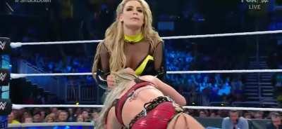 Nattie puts liv over her shoulder
