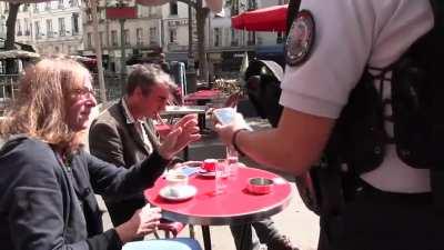 Hon hon hon let a'mi chek jeur outdour baguette loicenseure hon hon hon