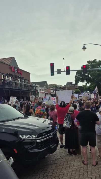 Fayetteville, Arkansas shows up for No Kings protest