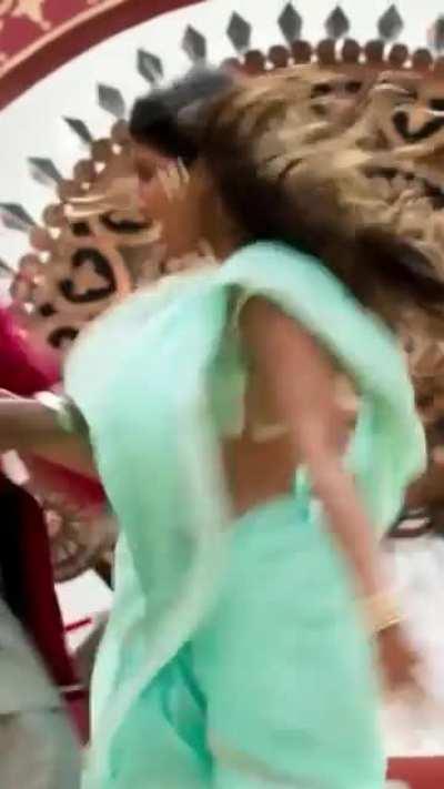 Pooja Hegde - Reddy Ikkada Soodu Vertical Edit