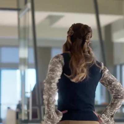 Melissa Benoist and her superbooty 🍑
