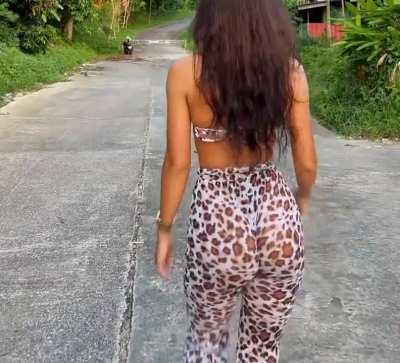 Leopard Print Walk Jiggle