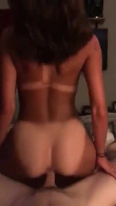 Beautiful Hourglass College Girl Is Back to Ride You