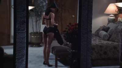 Roselyn Sanchez in Rush Hour 2