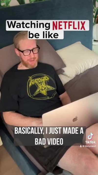 Watching Netflix Be Like! 🤣