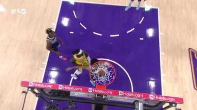 [Highlight] Westbrook rocks the baby on Frank Ntilikina