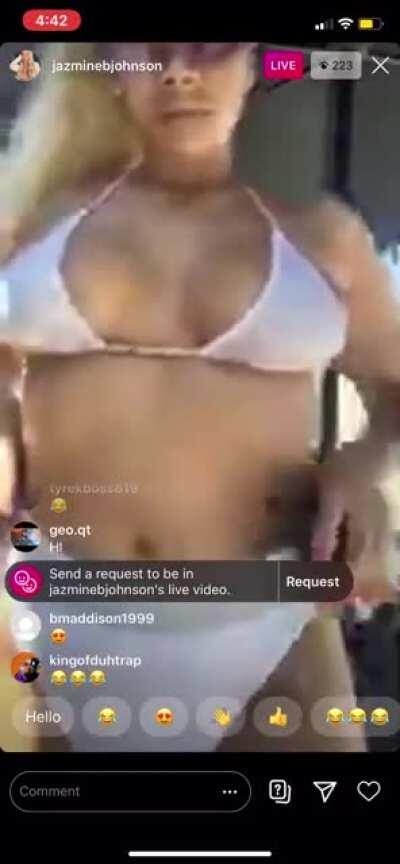 Jazminebjohnson live phat ass 🍑