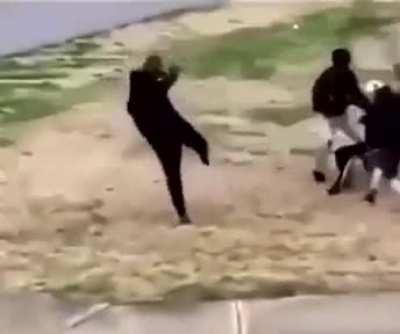 An edit I found on the internet. This man is a gladiator, he knows how to cheer the crowd.