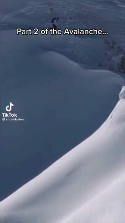 Snowboarder barely escapes the grips of a deadly avalanche