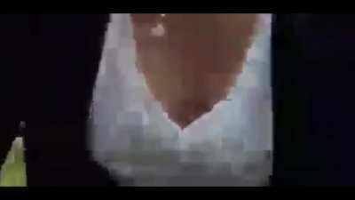 Kimi zoom in cleavage