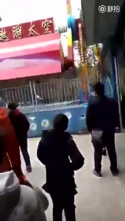 Two things that don't mix well - China and cheap amusement park rides