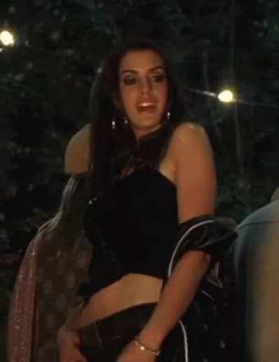 Absolutely stunning Anne Hathaway