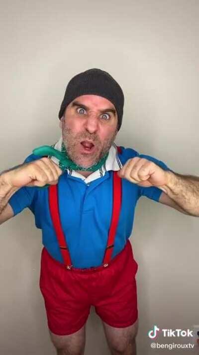 I thought this was Joaquin Phoenix at first, Joaquin, if you're reading this, I'm so sorry