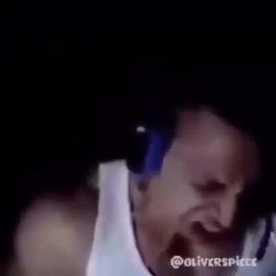 Since you guys liked the last one, here's another FNAF meme!