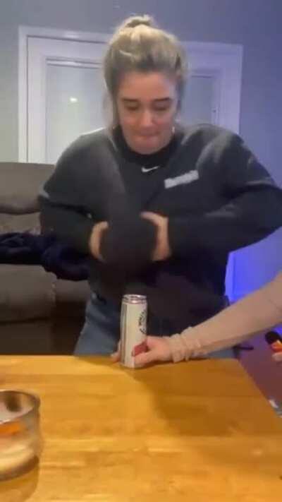 HMC while I crush this Whiteclaw