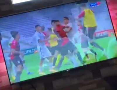 Flying kick in the under 17 Brazilian League final