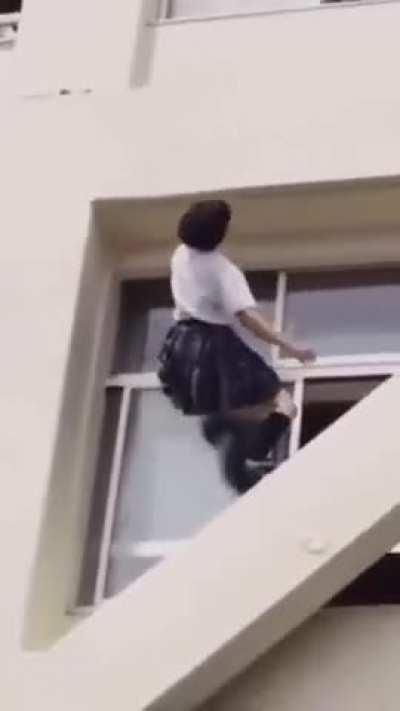 no, no, please don't fall