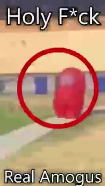 *vine boom* 😳😳