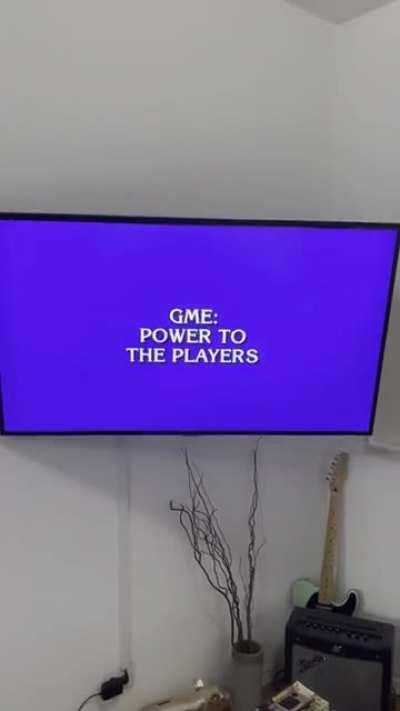 On Jeopardy an hour after the 4:1 stock split. We’re on! 🦍🚀🌙