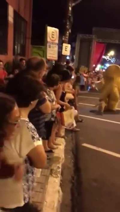 Who wouldn’t want a taste of a cookie that big?